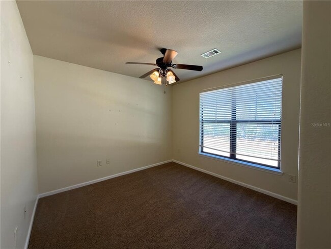 Building Photo - 902 Charo Pkwy