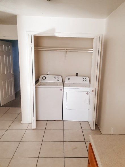 Building Photo - 1808 Windward Dr