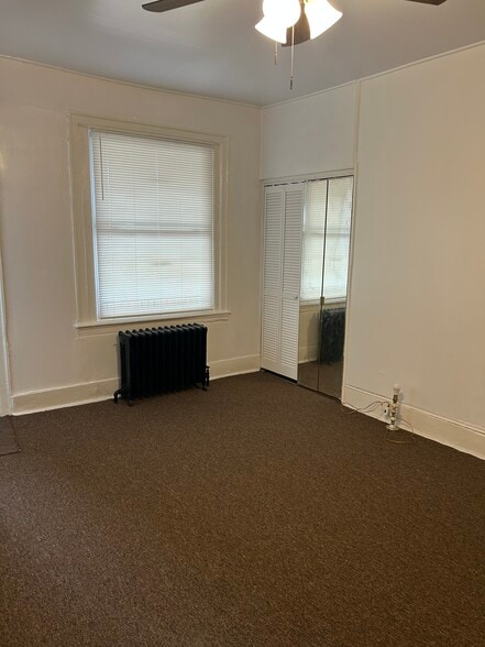 Building Photo - 5447 Sansom St