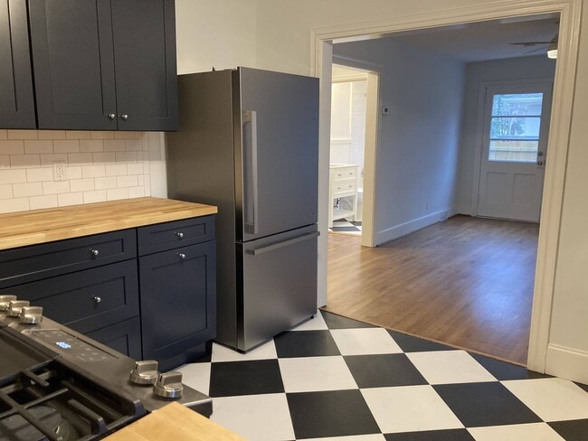 Building Photo - 3212 Alabama Ave