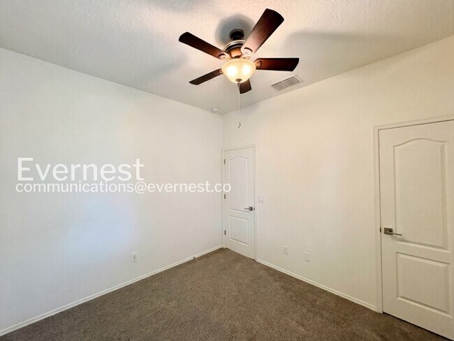 Building Photo - 13829 Sunshowers Cir