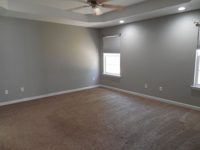 Building Photo - Available in Grovetown!