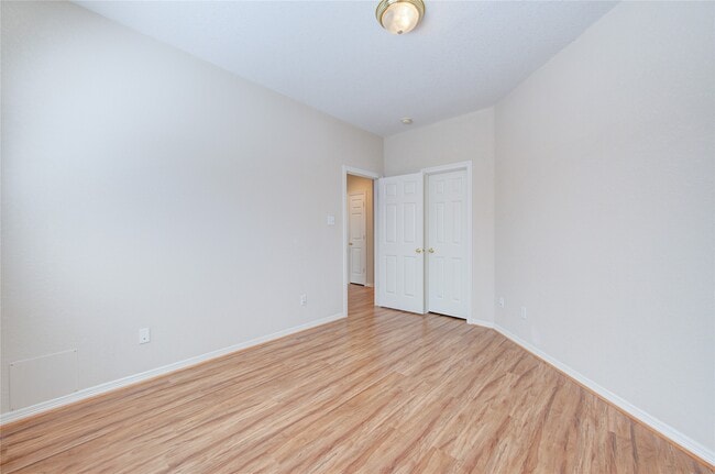 Building Photo - 22514 Jutewood Ln