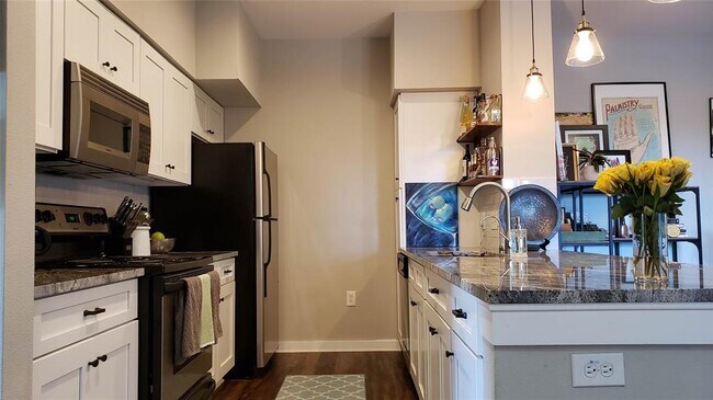 Building Photo - 1201 Grove Blvd