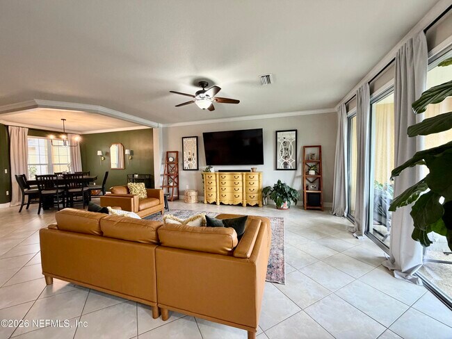Building Photo - 14164 Mahogany Ave