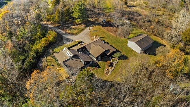 Building Photo - 3936 Holden Dr