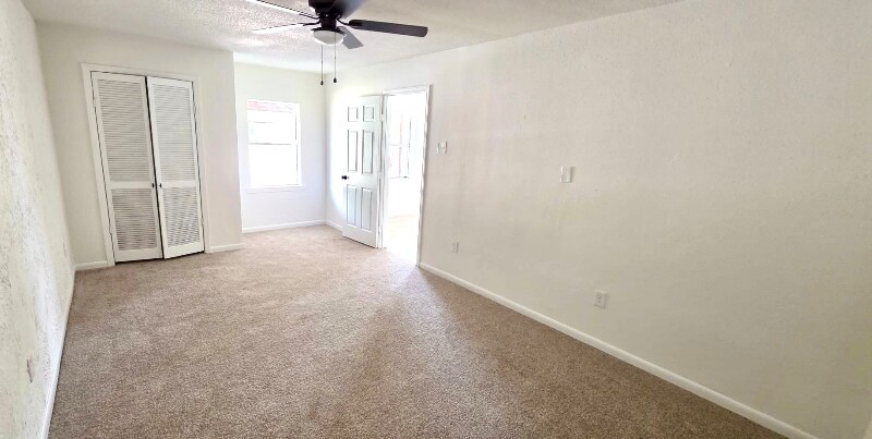 Building Photo - 4601 W 43rd St