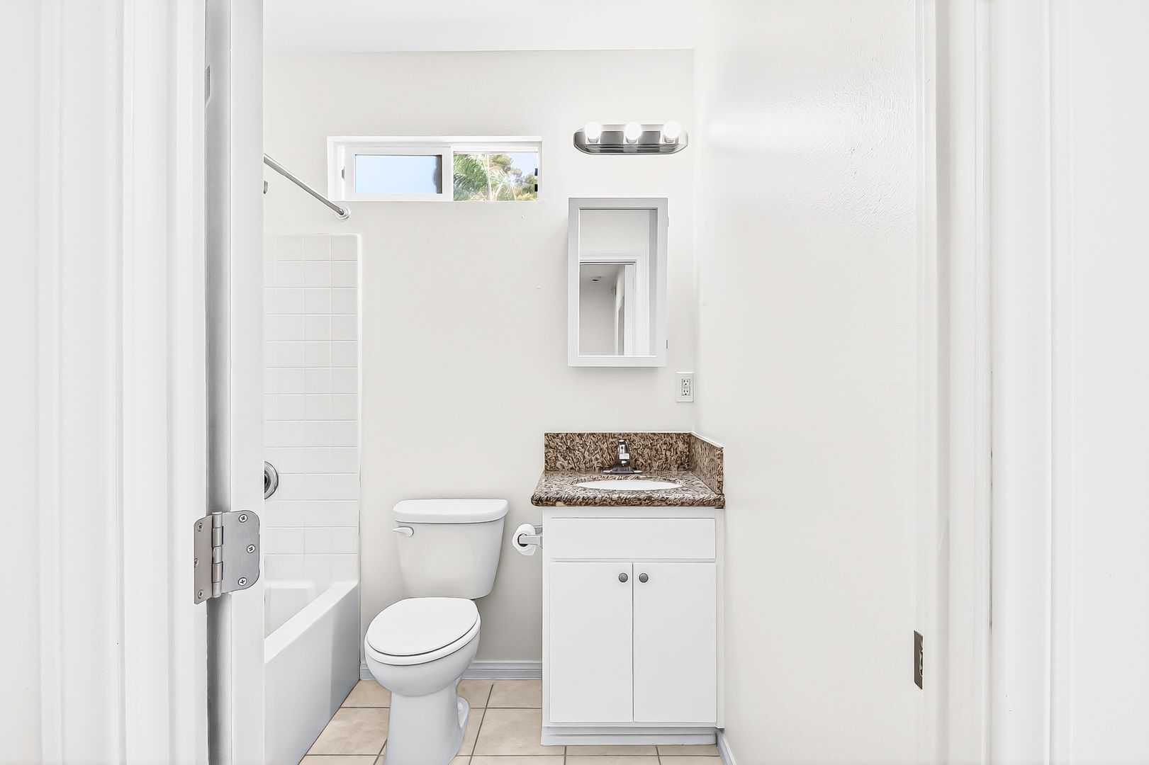 Building Photo - 319 Hermosa Ave