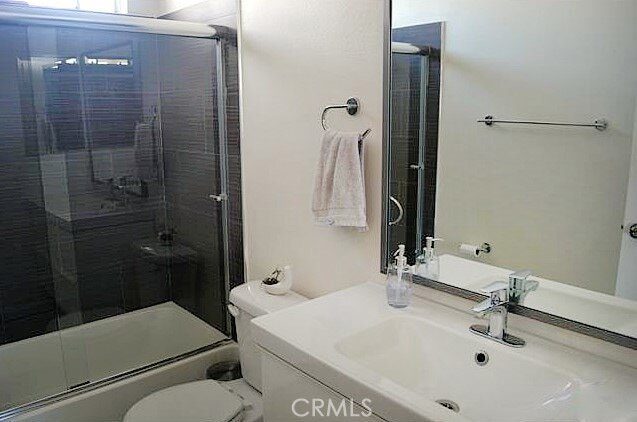 Building Photo - 3111 4th St