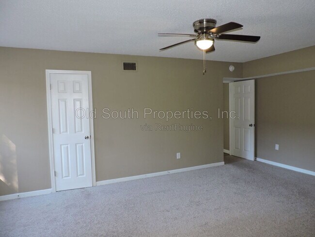 Building Photo - 654 Timber Ridge Rd