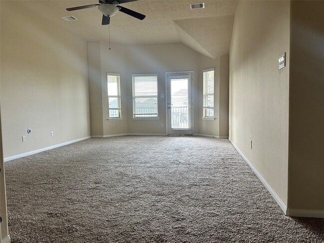 Building Photo - 3638 Aldridge Dr