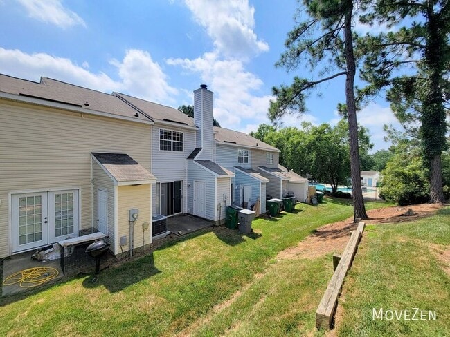 Building Photo - 3017 Summercroft Ln