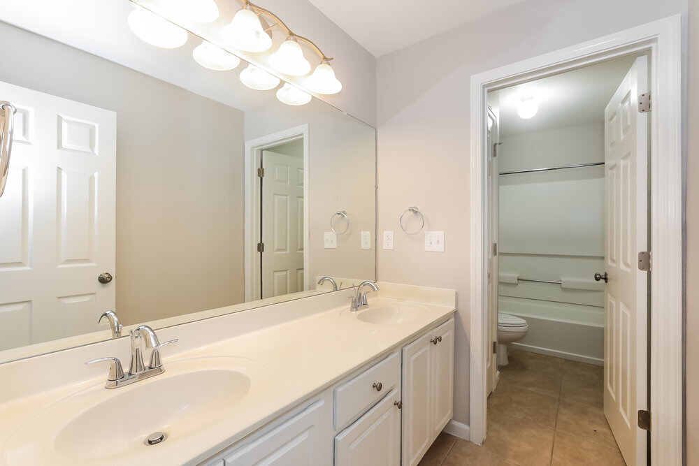 Building Photo - 715 Kimball Parc Ct
