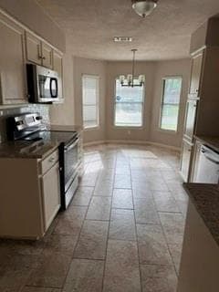 Building Photo - 3509 Alexandria Dr