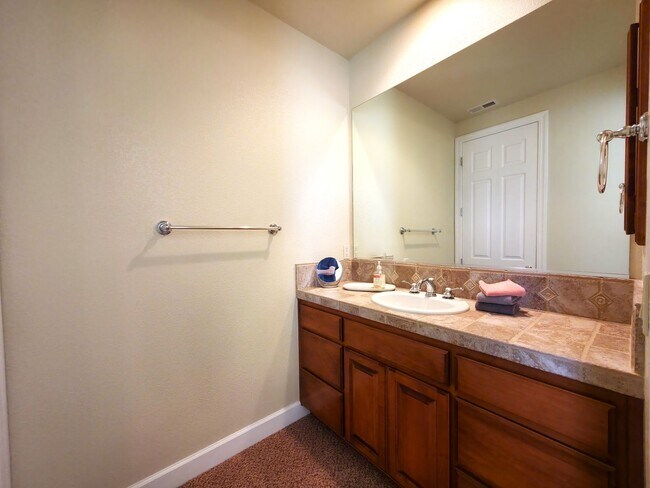 Building Photo - All-Inclusive Executive Luxury in Somerset...