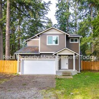 Building Photo - $250 MOVE IN SPECIAL!! Charming 3 Bedroom 2.5 Bath House in Yelm!