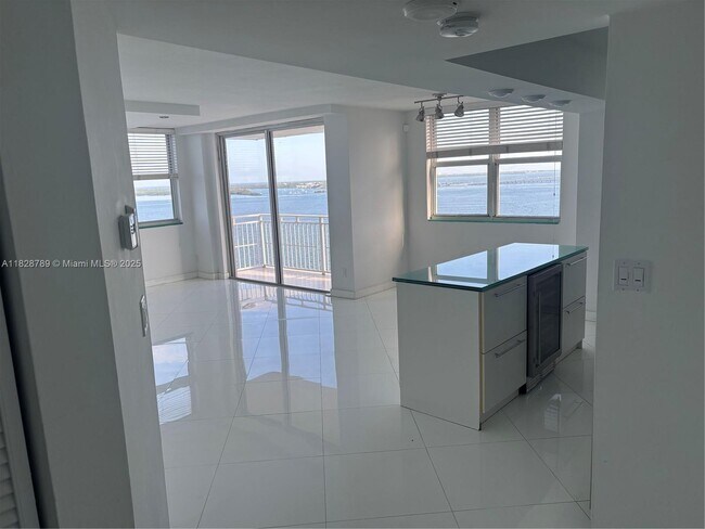 Building Photo - 770 Claughton Island Dr