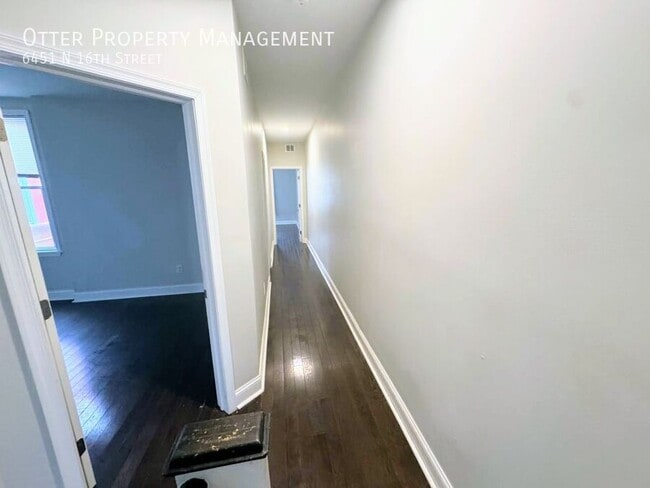 Building Photo - 6451 N 16th St