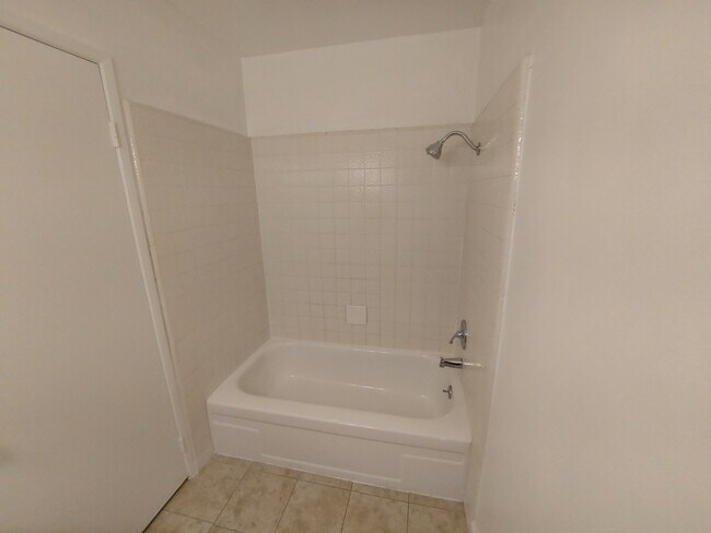 Building Photo - 20849 Plum Canyon Rd