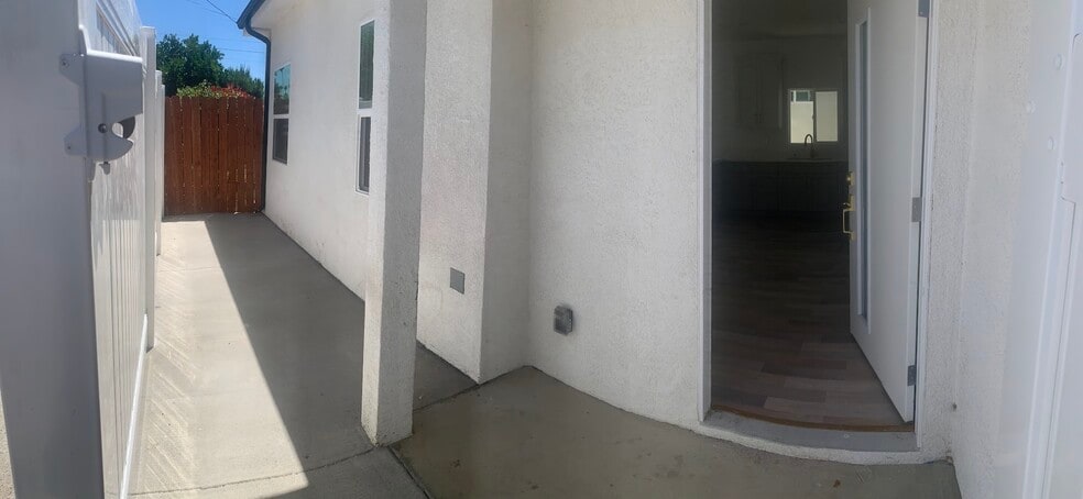 Building Photo - 19507 Enadia Way