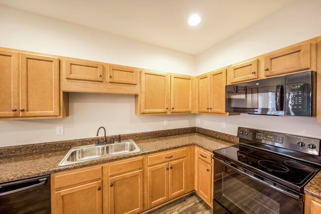 Building Photo - 595 Kincaid Cove Ln