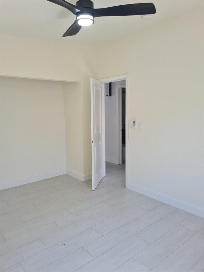 Building Photo - 4390 Ter