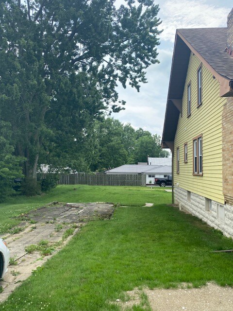 Building Photo - 47 W Jersey St