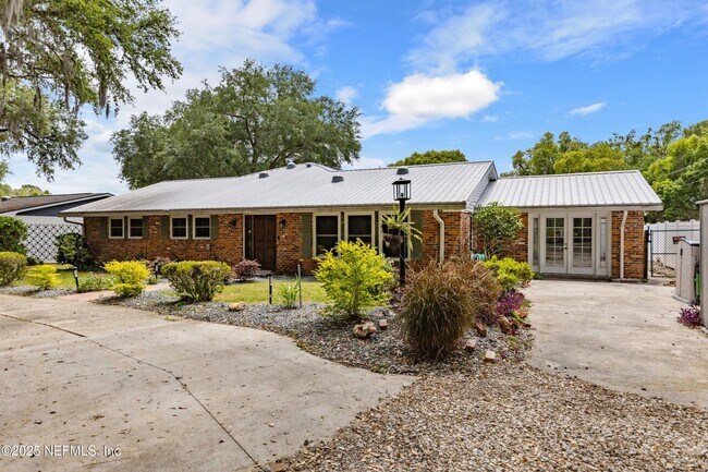 Building Photo - 49 Nelsons Point