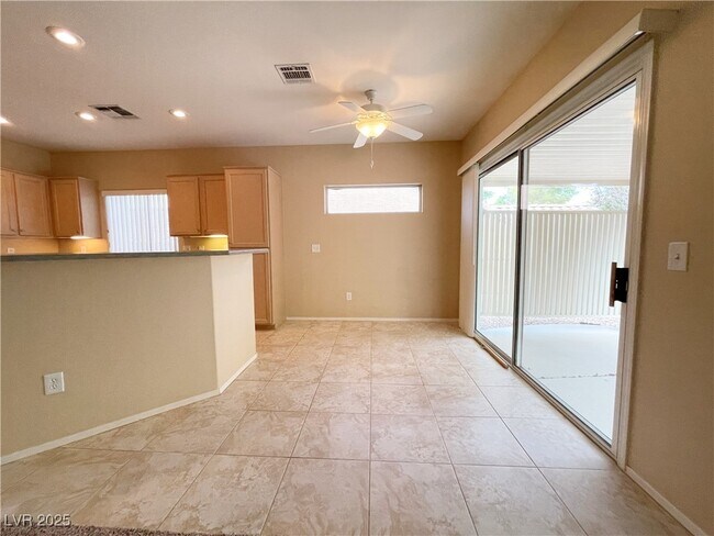 Building Photo - 3056 Brownbirds Nest Dr