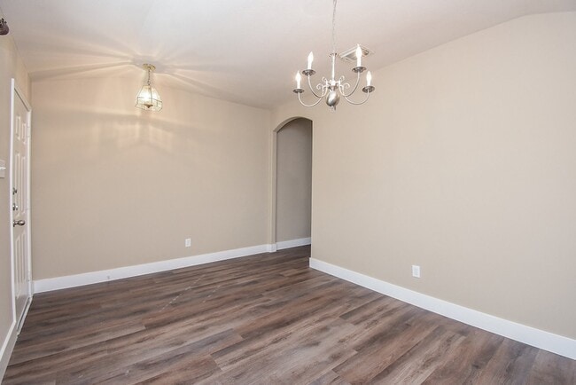 Building Photo - 20922 Barbons Heath Ct