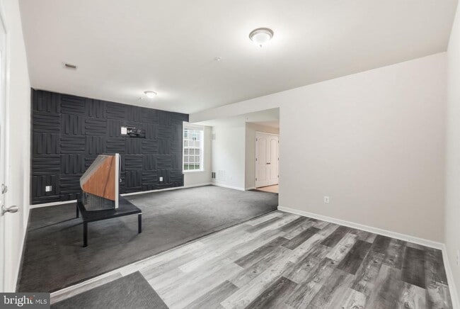 Building Photo - 4827 Forest Pines Dr