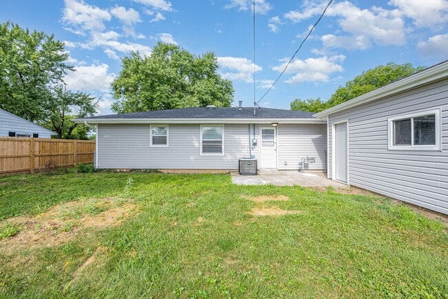 Building Photo - Stunning 3 Bed 1 Bath Ranch Home