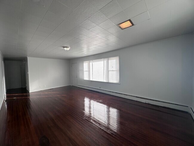 Building Photo - 1217 Williams-E