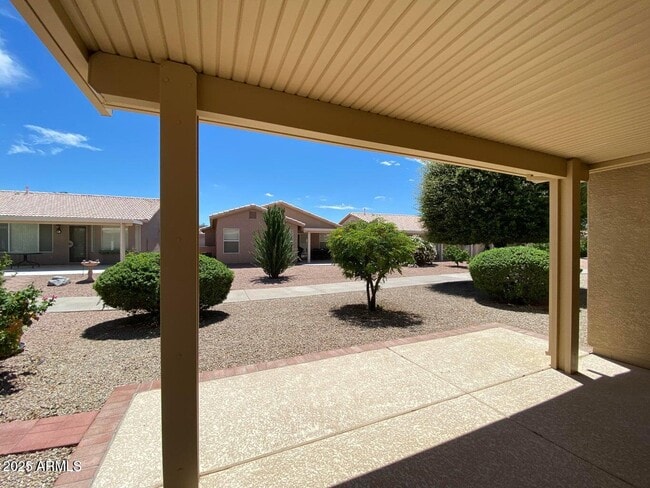 Building Photo - 1461 E La Costa Dr