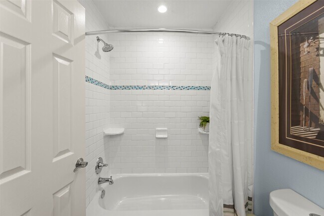 Building Photo - 9418 Wandsworth Dr