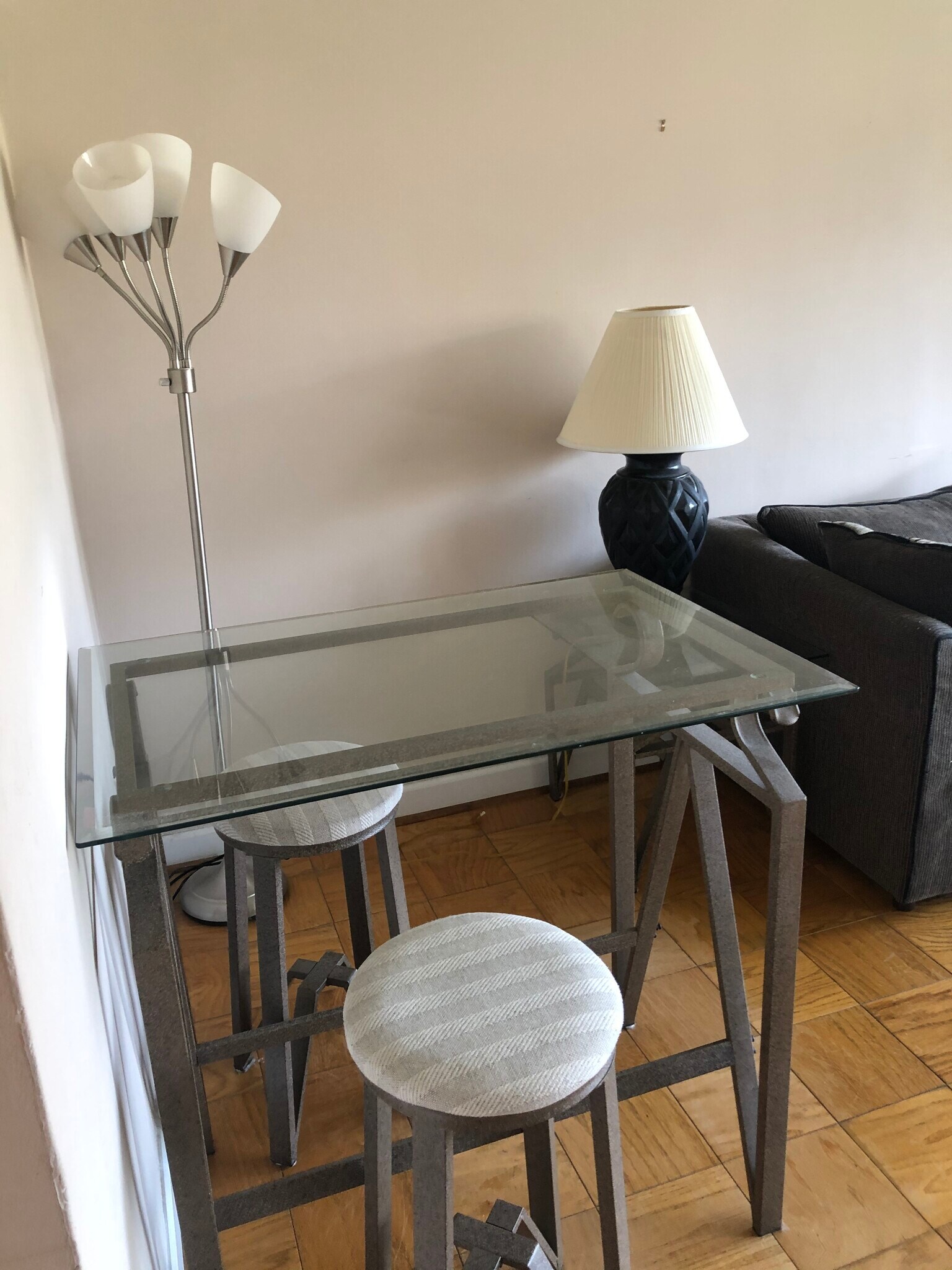 Building Photo - 922 24th St NW