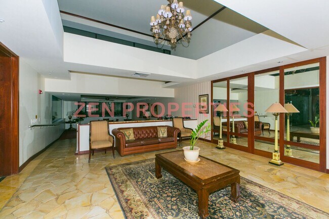 Building Photo - Fully furnished 2 bdrm / 2 bath / 1 parking unit at The Windsor Waikiki