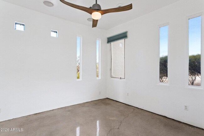 Building Photo - 9267 E Diamond Rim Dr