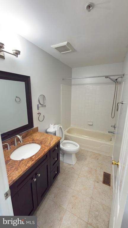 Building Photo - 3381 Sonia Trail