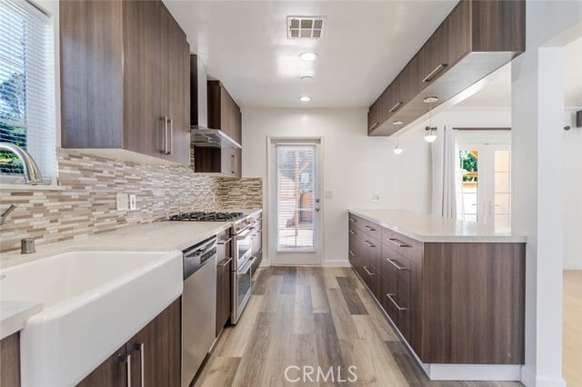 Building Photo - 3960 Mayfield Ave