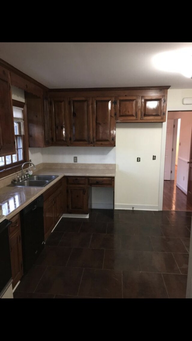 Building Photo - 7366 Penrith Dr