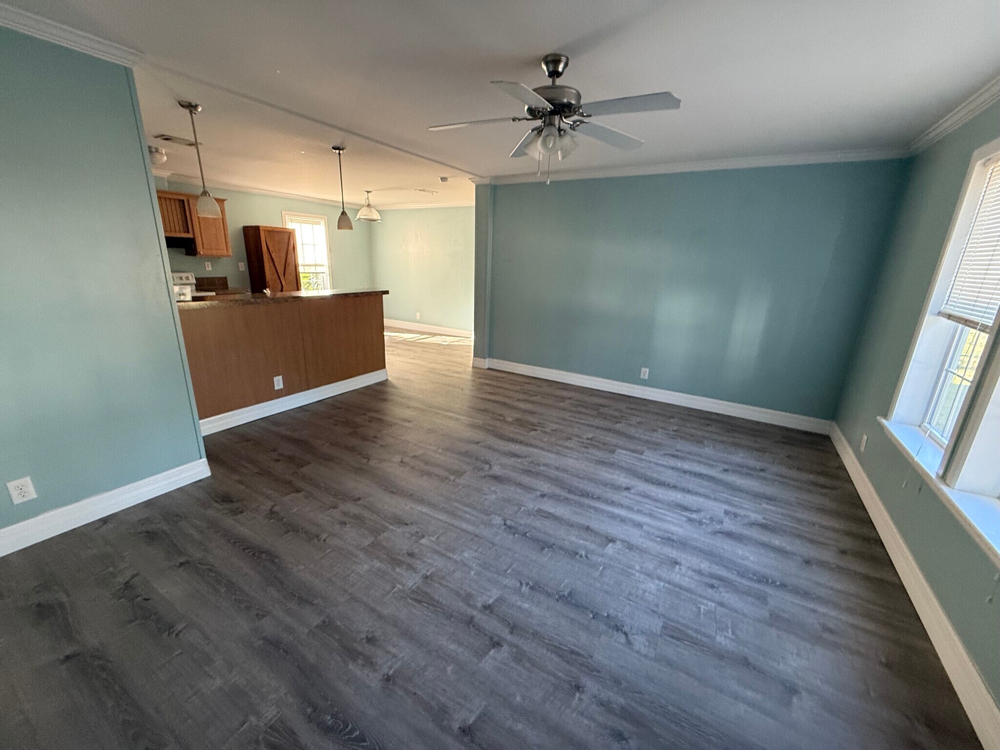 Building Photo - 128 Park Blvd