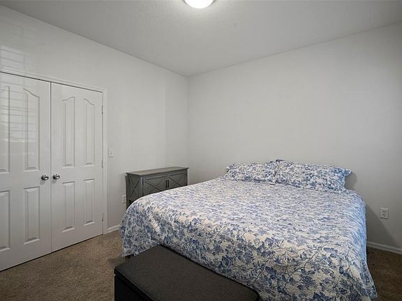 Building Photo - 5000 Culbreath Key Way