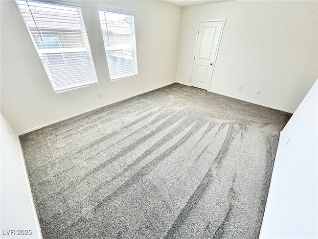 Building Photo - 9916 Bumblebee Hls St