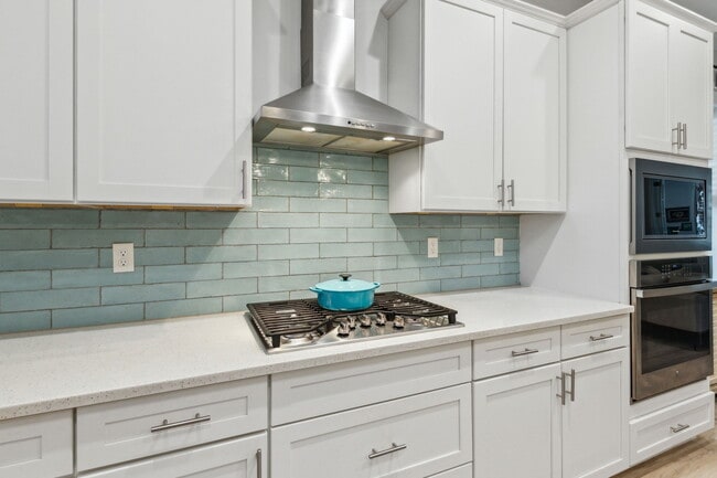 Building Photo - 1539 Coastal Oaks Dr