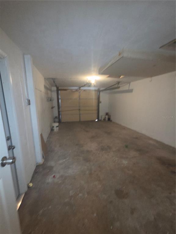 Building Photo - 1505 Roundtree Rd
