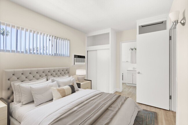 Interior Photo - Park Village
