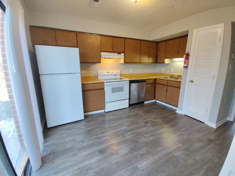 Building Photo - 16 Duiguid Dr