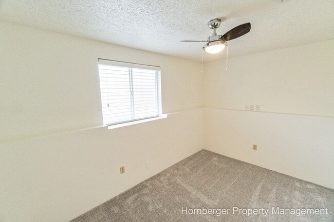 Building Photo - Recently Updated Single Family Home On The...