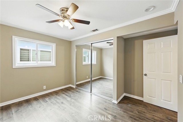 Building Photo - 5012 Seashore Dr